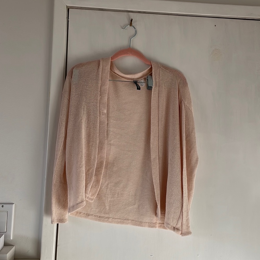H&M Divided Light Pink Cardigan